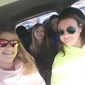 Meet your Posher, Amber